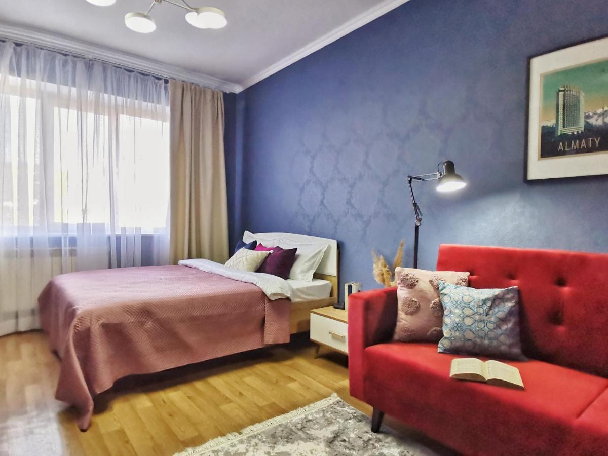 Квартира Коктобе С Видом На Горы Apartamento Almaty Exterior foto